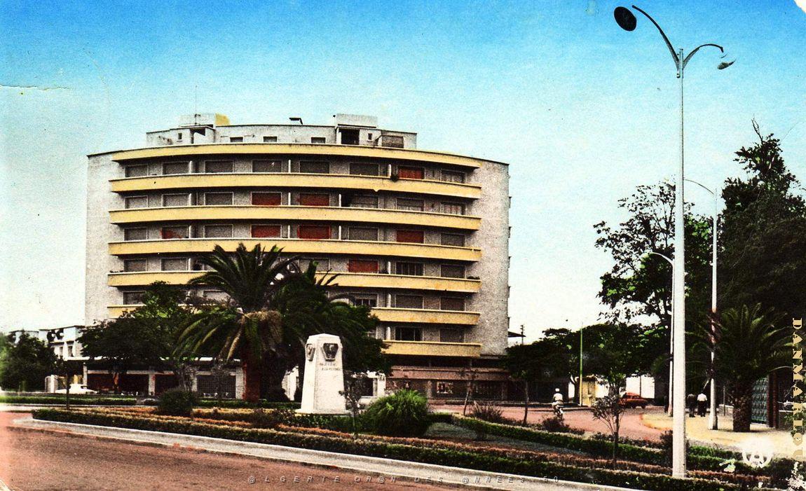 Sidi bel abbes 098- Rond-point CEF.jpg